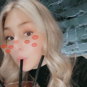 Meet your Posher, Alessia